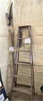 Keller 6ft ladder, pole saw