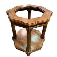 Wooden Octagon End Table missing glass top,