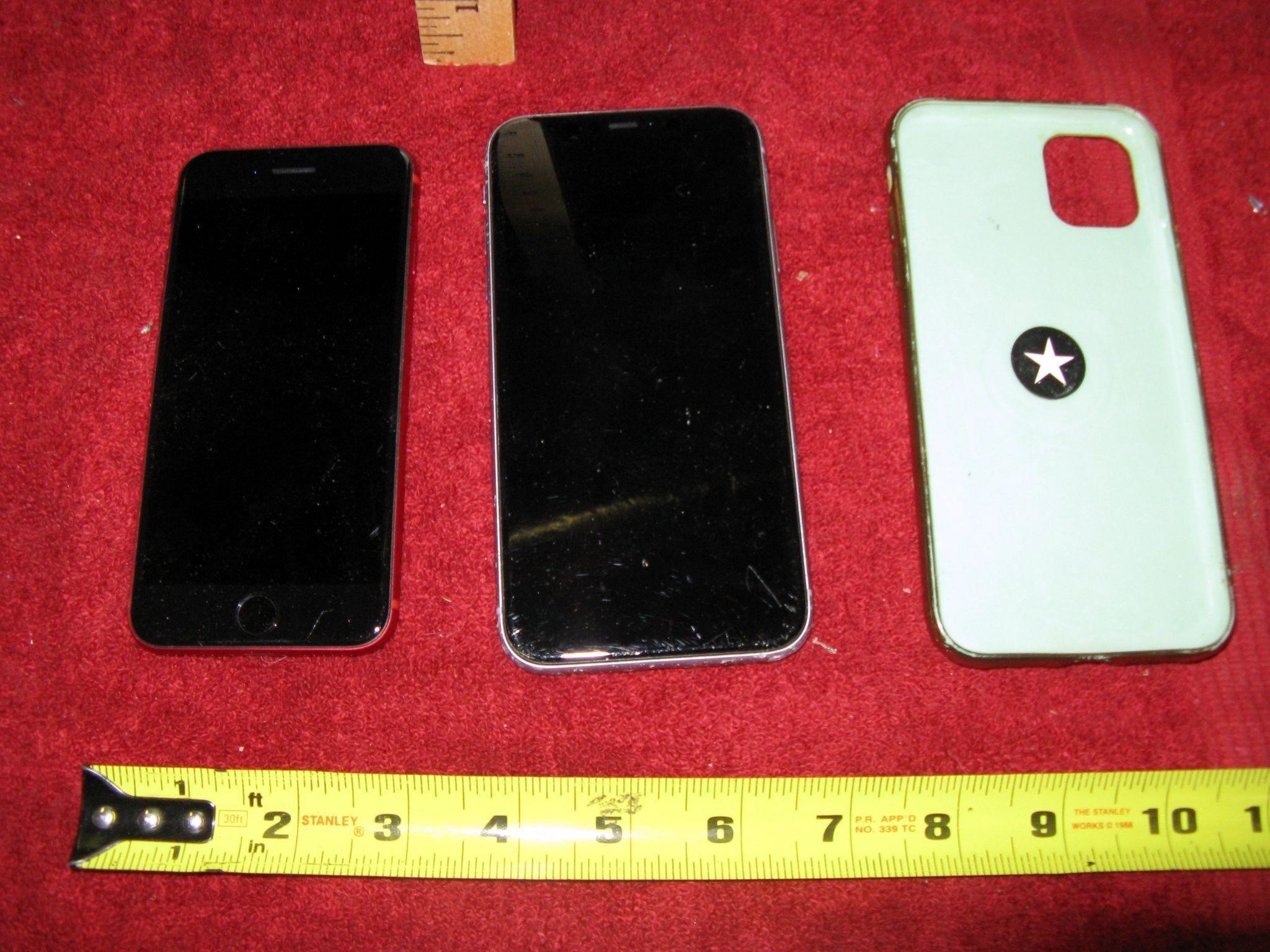 2 Apple I-Phones As Is Untested