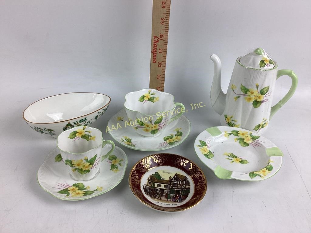 Shelley England Fine China "Primrose" Teapot,