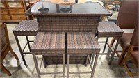 OUTSUNNY OUTDOOR BAR W/ 4 STOOLS