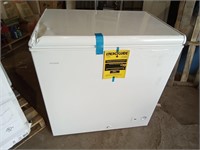 Vissani 7 cu ft Chest Freezer