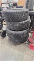 4 WINTER CLAW SNOW TIRES 235/55R19