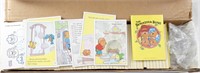 BERENSTAIN BEARS TRADING CARDS