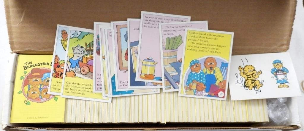 BERENSTAIN BEARS TRADING CARDS
