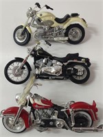 3 Toy Motorcycles incl.. 2 Harley Davidson & BMW
