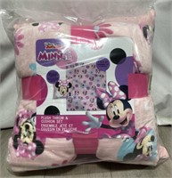 Disney Junior Minnie Plush Throw And Cushion
