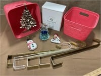 Christmas ornaments, wreath hangers, spun glass