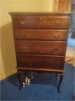 Antique Mahoghany Queen Anne Highboy Dresser