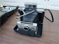 Polaroid 350 Land Camera with orginal case