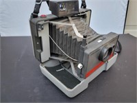 Polaroid 104 Automatic Land Camera