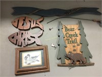 Wall decor. Signs, plaques, etc