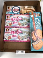 Lot of Little Debbie's Snack Cakes