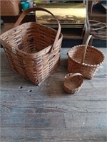 Wicker baskets (large one is damaged)