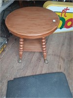 Round claw foot table made in Fremont, Ohio