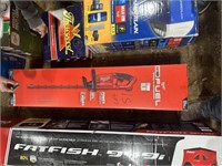 Milwaukee M18 Hedge Trimmer