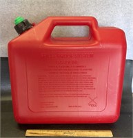 5 GALLON FUEL CAN-USED VERY LITTKE