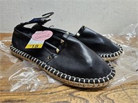 NEW Cushion Comfort Ladies Slip On Shoes Sz9 BLACK