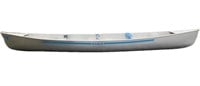 Grumman Eagle 17' canoe with oars and