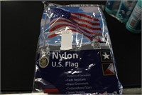 nylon US flag & grommets 4x6 (display)