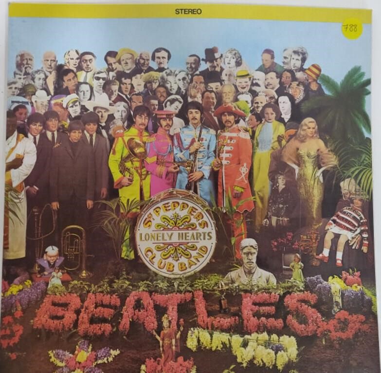 Beatles Lonely Hearts LP