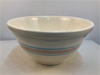 Large Pottery/Ceramic Bowl