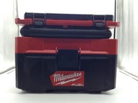 Milwaukee M18 Fuel Packout 2.5 Gallon Wet/Dry Vac