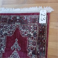 2 1/2  X 4 SMALL RUG