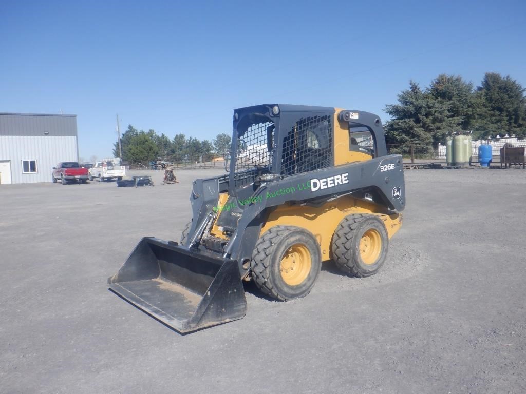 2011 John Deere 326E Skid Steer Loader