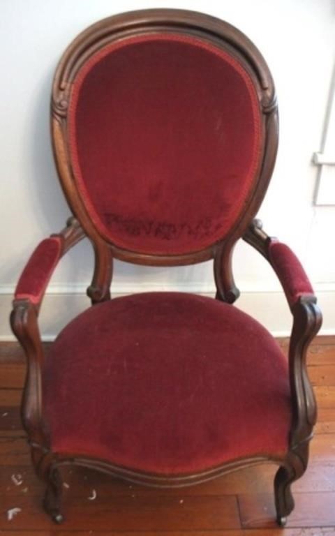 Victorian Cameo Back Parlor Chair