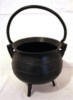 Cast Iron Pot - 8 x 8