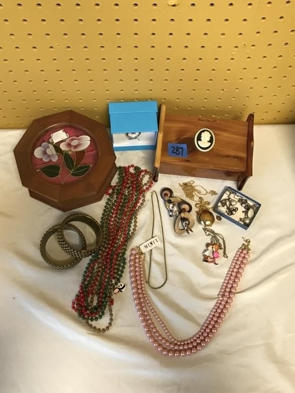 Vintage Costume Jewelry, Necklace, Jewelry Boxes