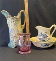 Pitcher & Basin, Art Glass Ruffled Vase