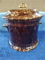 American Bennington-Type Pottery Storage Jar -7"