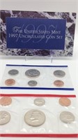 1997 U.S Mint Uncirculated Coin Set P&D