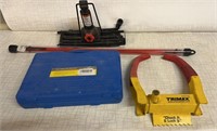 Automotive Lot: 4-in-1 Ball Joint Remover, Trimax