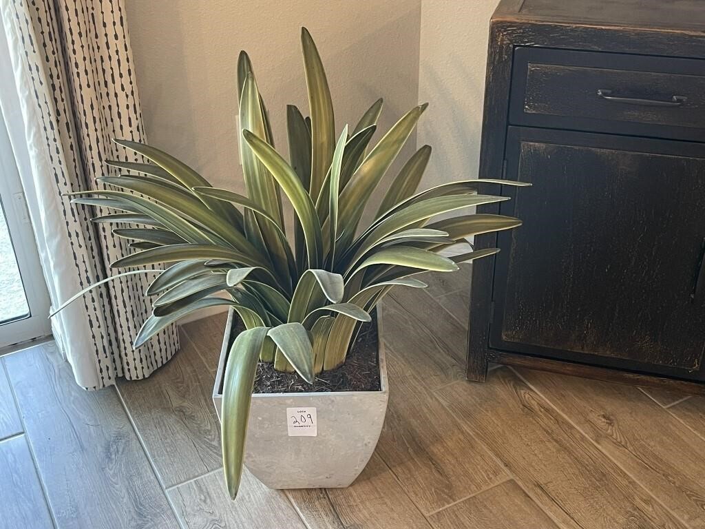 FAUX FLOOR PLANT