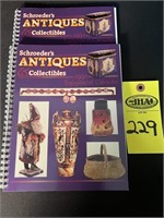 2 Schroeder's Antiques & Collectibles Books