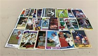Selection of 30 Baseball Cards