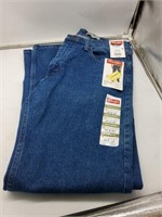 Wrangler regular fit 34 x 30 jeans
