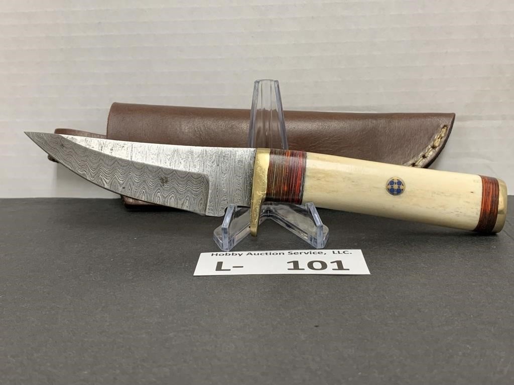 Damascus Style Knife w/Sheath approx 3.25
