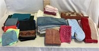 Towels, Washcloths, Placemats, Hot Pads