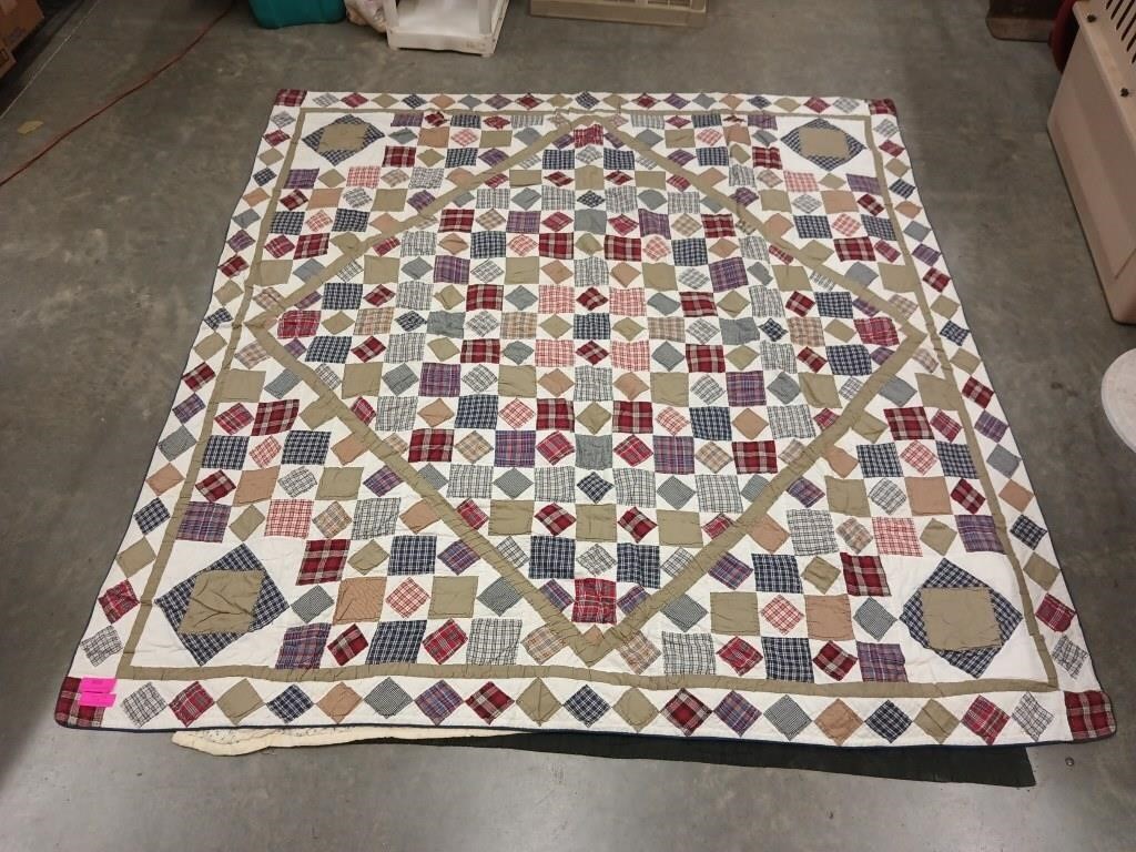 Beautiful 77x79 patches oh houlihan quilt