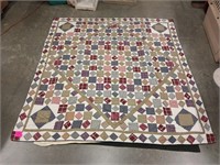 Beautiful 77x79 patches oh houlihan quilt