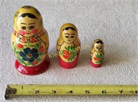 russian nesting doll set matryoshka w/label