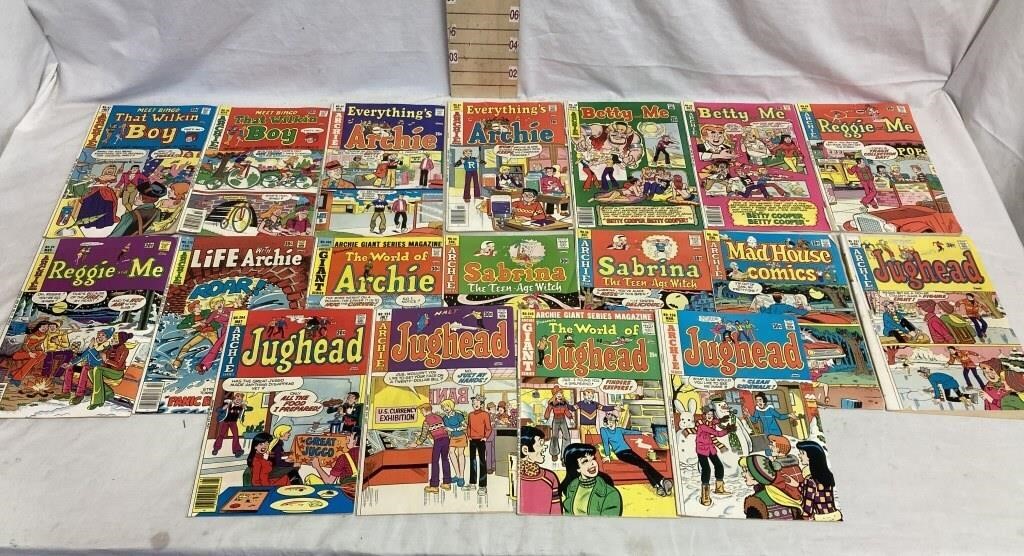 (18) Archie Series Comic Books