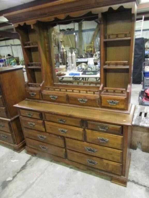 SOLID WOOD DRESSER W/ MIRROR