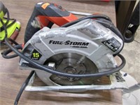 BLACK & DECKER CIRCULAR SAW