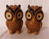 1970's ceramic owl salt & pepper shakers, Japan -