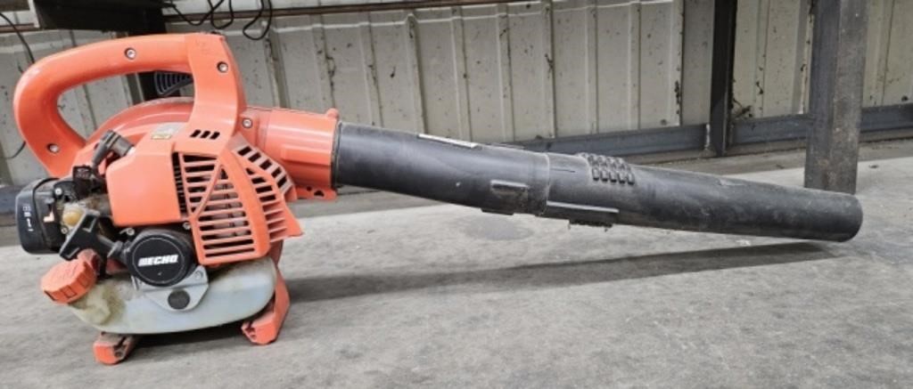Echo PB 250LN gas leaf blower